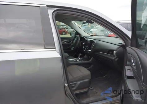 2020 Chevrolet Traverse Fwd Ls z USA, uszkodzony, nr VIN 1GNERFKW7LJ276133